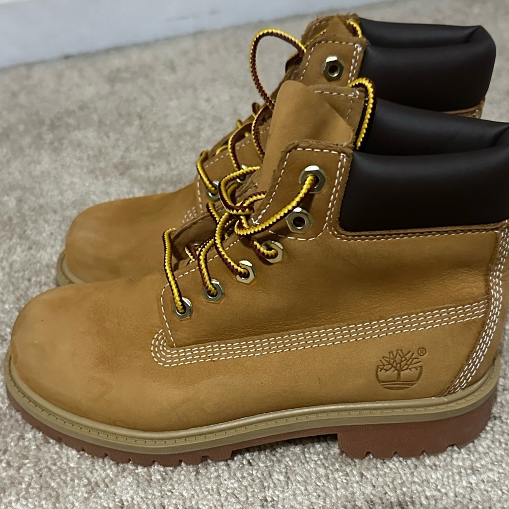 “Big Kid”-Size 4 Timberland Boots (Wheat)